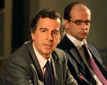 Κατάργηση της διπλής ψήφου του γενικού γραμματέα στο ΚΑΣ ζήτησε ο Μ.Λιάπης