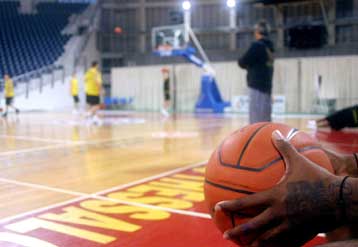 Περιορισμό στους Αμερικανούς με κοινοτικό διαβατήριο ζητά ο ΠΣΑΚ