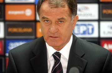 Ανάλογη συνέχεια εν όψει Καλαμαριάς ζήτησε ο Μπάγεβιτς, περιμένοντας Αμορόζο και Ζεντίλ