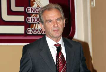 Να κληθούν στην Επιτροπής Θεσμών οι Ανδριανός, Αγγέλου, Κλαδάς ζητά το ΠΑΣΟΚ