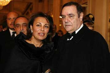 Η κυβέρνηση Πρόντι …δέσμια του παραιτηθέντος υπουργού Δικαιοσύνης Κλεμέντε Μαστέλα