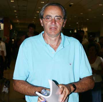 Εκτός κινδύνου ο Κώστας Πολίτης μετά από καρδιακό επεισόδιο