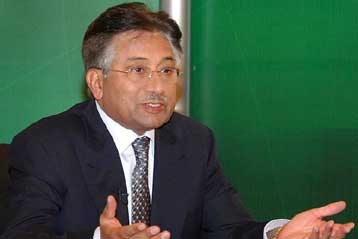 «Προεκλογική περιοδεία» του Περβέζ Μουσάραφ σε Λονδίνο, Παρίσι, Βρυξέλλες