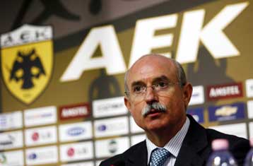 Ευχαριστημένος ο Φερέρ για τη νίκη, πρόβλημα για τον Όγιος ο τραυματισμός του Ρόβα