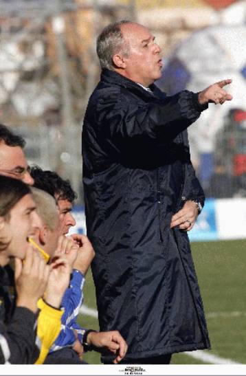 Κάποιοι μας ζηλεύουν, εκτιμά ο Κάμπος-Ανησυχία στην Ξάνθη για Πόι