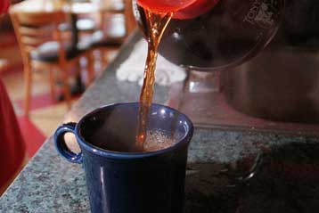 Ο καφές πράγματι αυξάνει τον κίνδυνο αποβολής