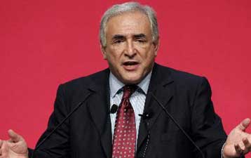 Η κατάσταση για την παγκόσμια οικονομία είναι πολύ σοβαρή, εκτιμά ο Ντ.Στρος-Καν