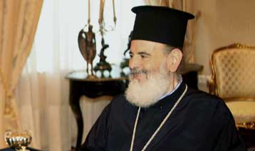 Σε παρακέντηση στον πνεύμονα υπεβλήθη ο αρχιεπίσκοπος Χριστόδουλος