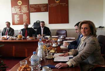 Συνάντηση Πετραλιά με την διοίκηση της ΕΣΕΕ για το Ασφαλιστικό