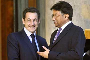 Έμφαση στους Ταλιμπάν και όχι στη σύλληψη του Μπιν Λάντεν δίνει ο Μουσάραφ