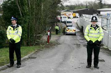 Περίεργη υπόθεση με αυτοκτονίες εφήβων ερευνά η βρετανική αστυνομία