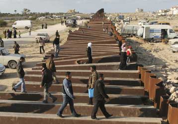 Πίεση στη Γάζα «χωρίς ανθρωπιστική κρίση», προαναγγέλλει ο Εχούντ Ολμέρτ