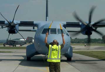 Είκοσι νεκροί από την συντριβή πολωνικού στρατιωτικού αεροσκάφους