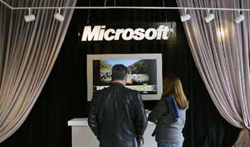 Προς τα πάνω αναθεώρησε η Microsoft τις προβλέψεις για την κερδοφορία της