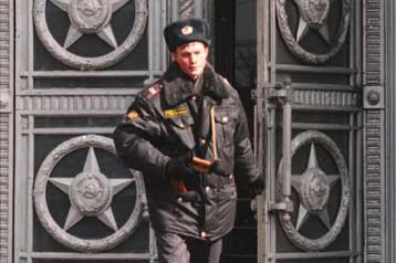 Ρωσικά αντίποινα στη Λετονία με απέλαση διπλωμάτη