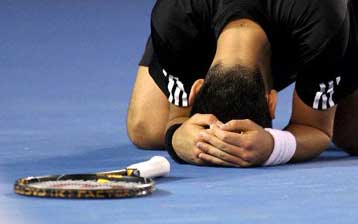 Οι εκπλήξεις συνεχίζονται και ο Φέντερερ έμεινε εκτός τελικού στο αυστραλιανό Open