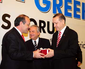 Η οικονομική συνεργασία με την Τουρκία διέξοδος στις εντάσεις, λέει ο Δ.Δασκαλόπουλος