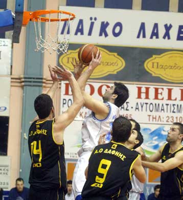 Στο Περιστέρι βρήκαν τα Τρίκαλα δύο… συγκάτοικους στο ρετιρέ