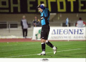 Δίκιο στον Ζήκο έριξε ο Καραγεωργίου-Αφήστε τους διαιτητές ήσυχους, απαντά ο Παράσχος