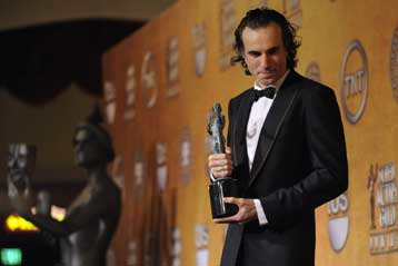 Σε Ντ.Ντέι Λιούις και Τζ.Κρίστι τα βραβεία του Σωματείου των Αμερικανών Ηθοποιών