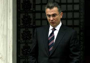 Κάλυψη στον Τραγάκη από τον κυβέρνηση για το χειρισμό στο θέμα Κουκοδήμου