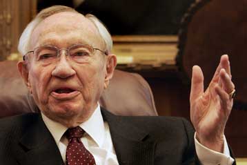 Πέθανε ο Γκόρντον Χίνκλι, πρόεδρος της Εκκλησίας των Μορμόνων