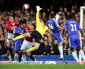 Πρόωρος τελικός με Μάντσεστερ-Αρσεναλ στο κύπελλο Αγγλίας