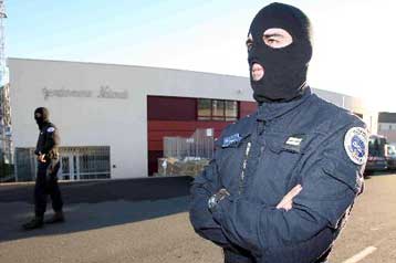 Νέο «χτύπημα» στην ΕΤΑ με τη σύλληψη βασικού καταζητούμενου στη Γαλλία