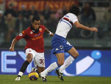 Στην τετράδα η Ρόμα μετά το 1-0 επί της Σαμπντόρια