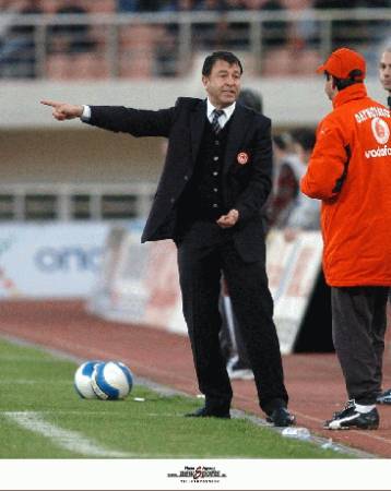 Παρατηρήσεις και συστάσεις από τον Λεμονή στην προπόνηση της Τετάρτης