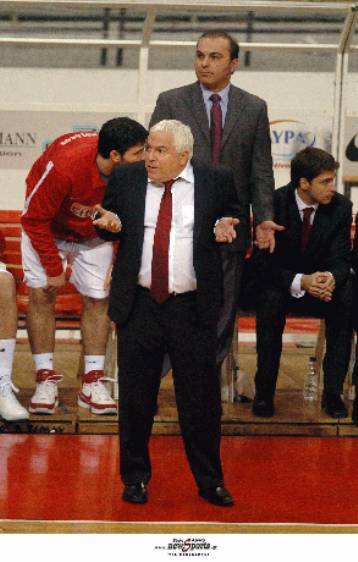 Προτιμώ την μπύρα από τον καφέ, απαντά ο Γκέρσον στις αποδοκιμασίες