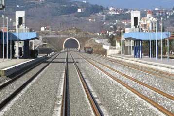 Νέα προγράμματα εθελουσίας εξόδου από τις ΔΕΚΟ σχεδιάζει η κυβέρνηση