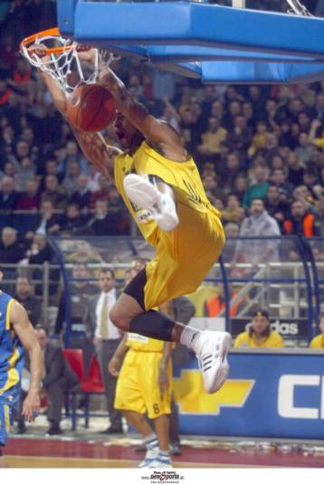 Η ήττα στην παράταση δεν χάλασε τη γιορτή στο «Αλεξάνδρειο»