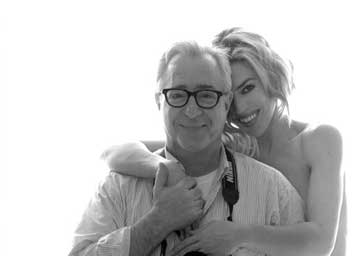 Γνωστές Ελληνίδες φωτογραφίζονται γυμνές από τον Τάκη Διαμαντόπουλο