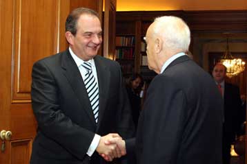 Η κυβέρνηση έχει νωπή και ισχυρή εντολή, τόνισε ο Κ.Καραμανλής