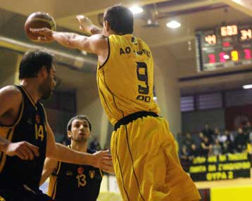 Φόρα ανόδου έχουν πάρει τα Τρίκαλα, ο Σπόρτιγκ σταμάτησε το Περιστέρι