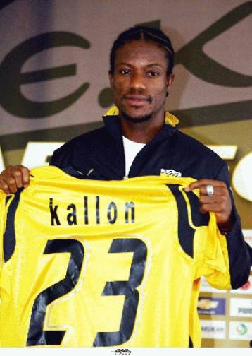 Στην αποστολή της ΑΕΚ ο Καλόν, δεν έπαθε… ζημιά ο Μάχο