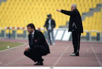 Οι μεγάλες ομάδες φαίνονται στα δύσκολα, δήλωσε ο Τάκης Λεμονής