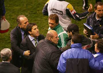 Κανείς δεν έχει συμβόλαιο με τη νίκη, προειδοποιεί ο Πεσέιρο-Επεισόδιο με Κάμπος