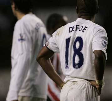 Ο Ντεφόε στην εθνική Aγγλίας στη θέση του Αγκμπονλαχόρ