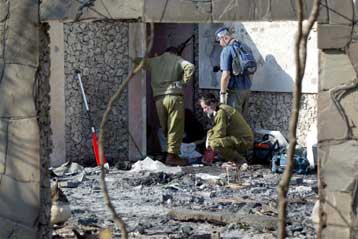 Τρεις νεκροί από επίθεση αυτοκτονίας σε εμπορικό κέντρο του νότιου Ισραήλ