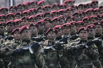 Βομβιστικές επιθέσεις των Ταμίλ στη Σρι Λάνκα στην 60ή επέτειο της ανεξαρτησίας