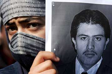 Διεθνής κατακραυγή για τη θανατική καταδίκη δημοσιογράφου στο Αφγανιστάν