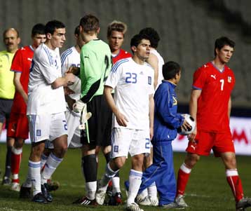 Παλιοί και νέοι βρήκαν λύσεις, τονίζει ο Ότο Ρεχάγκελ