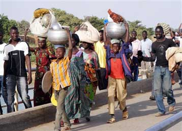 Έκλεισε τις διόδους διαφυγής των αμάχων ο στρατός του Τσαντ