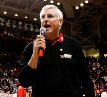 Αποχώρησε από την ενεργό δράση ο Μπόμπι Νάιτ