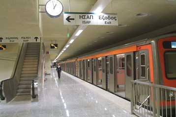 Από τα μεσάνυχτα της Παρασκευής το πιλοτικό ωράριο σε Μετρό και ΗΣΑΠ