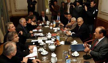 Αυξήσεις έως 4,5% προτείνουν οι εργοδότες για υπογραφή διετούς συλλογικής σύμβασης