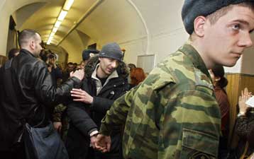 Αναβλήθηκε η δίκη του πρώην αντιπροέδρου του πετρελαϊκού ομίλου Yukos