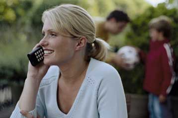 Τα κινητά δεν προκαλούν καρκίνο, δείχνει μελέτη στην Ιαπωνία